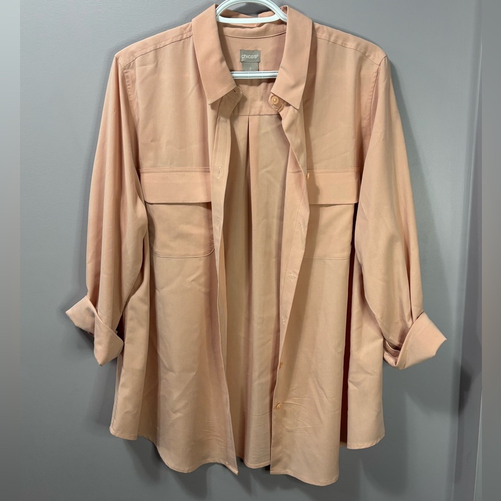 Chico’s Pink Easy Lightweight Button Up Shirt Blouse Size 2, Large